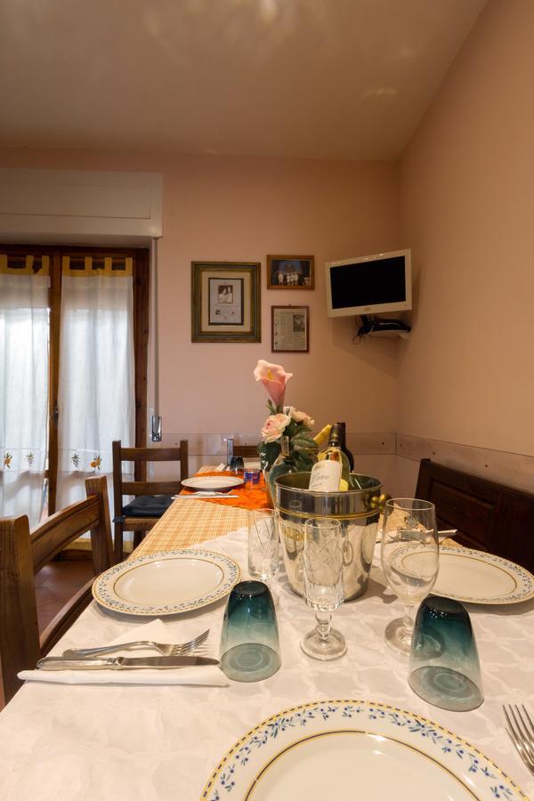 La Bella Casa Del Cuoco Hotel Campi Bisenzio Buitenkant foto